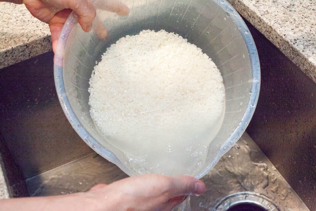 Cara Mudah Masak Nasi Sikit Agar Tak Membazir & Berkerak Cara Mudah Masak Nasi Sikit Agar Tak Membazir & Berkerak