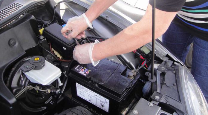 Jenis Servis Kereta DIY Yang Boleh Anda Buat Sendiri ...