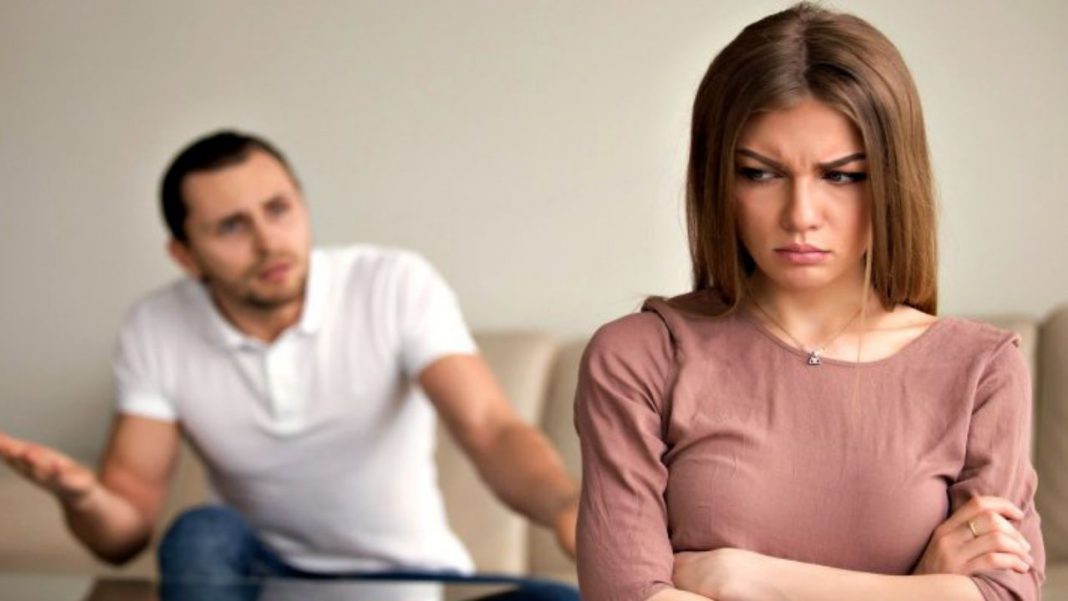 Kenapa Lelaki Suka Sakitkan Hati Perempuan Kenapa Lelaki Suka Sakitkan Hati Perempuan