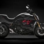 Diavel-1260-S-MY19-03-Gallery-906×510