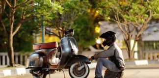 Jangan Abaikan Cara Penjagaan Helmet Kalau Nak Ia Kekal Bersih & Tak Berbau