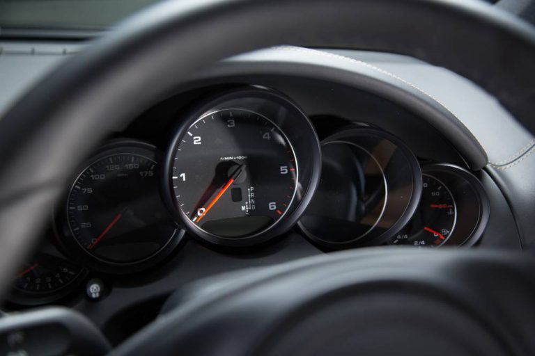 6 Lampu Indikator Pada 'Dashboard' Kereta Patut Anda Tahu Maksudnya