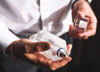Bau Wangi Sampai Petang, 10 Tip Elite Agar Cologne Lelaki Kekal Lama COLOGNE 1
