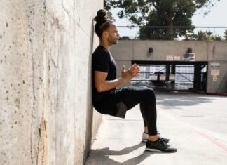 WALL SQUAT-MASKULIN-1