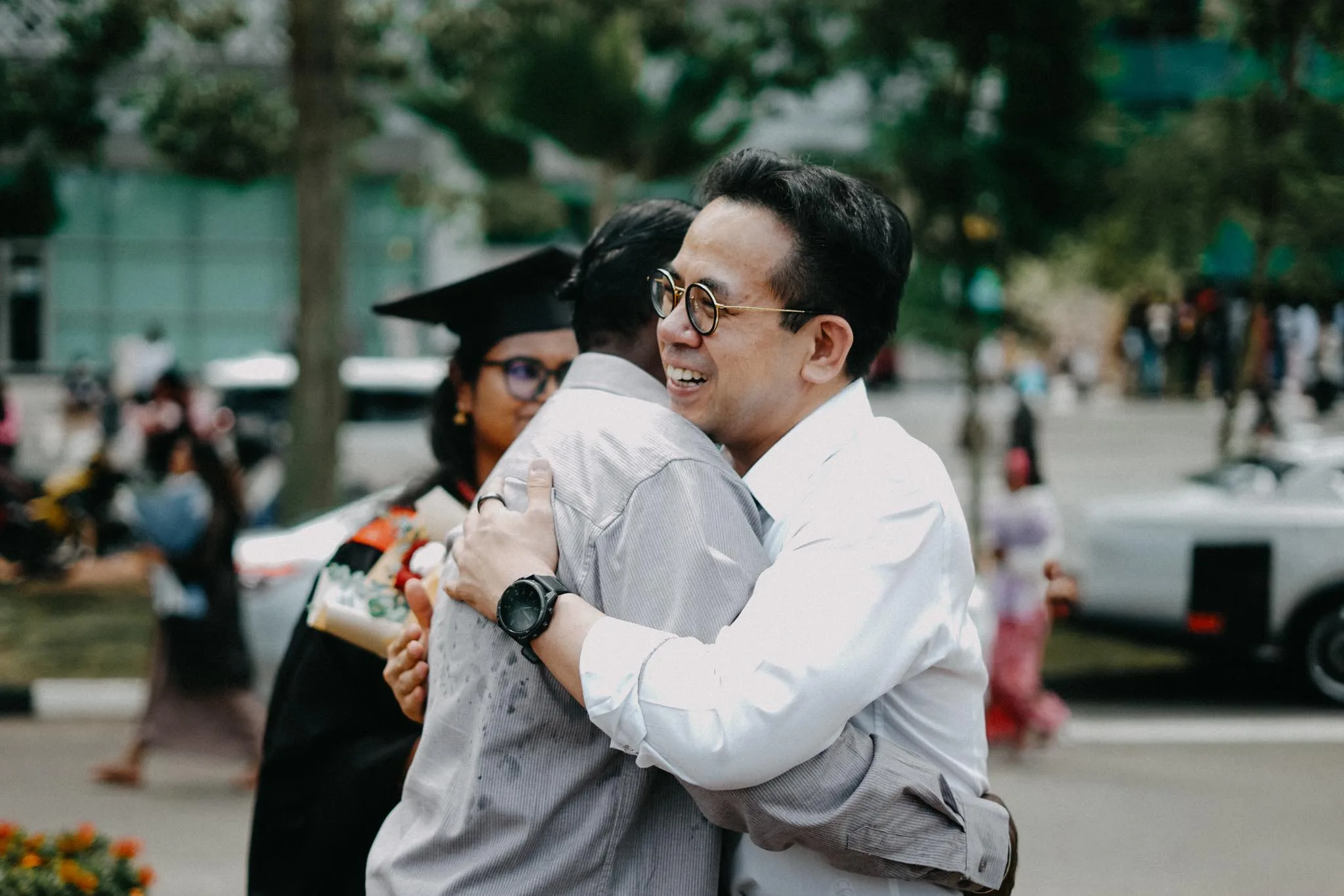 Kisah YB Steven Sim Bantu Pelajar Susah Hingga Berjaya Bergelar Doktor
