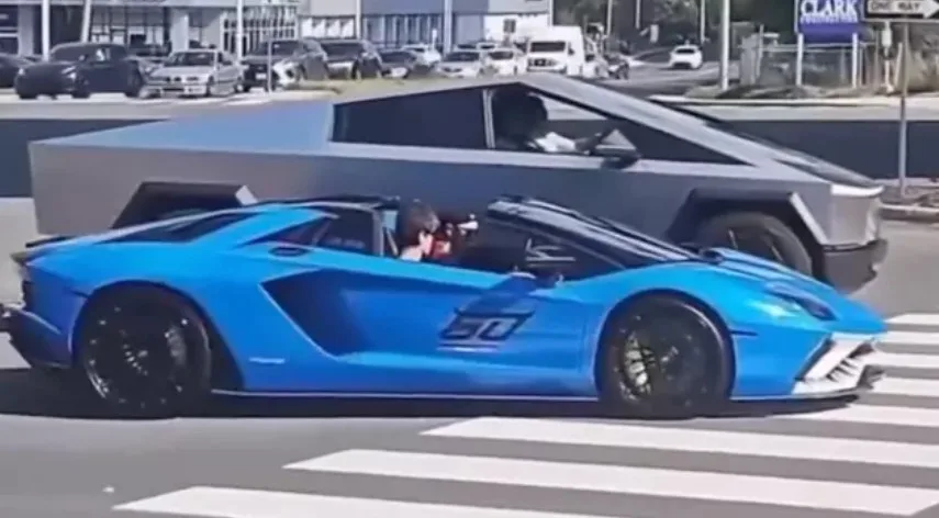 Tesla Cybertruck vs Lamborghini Aventador, Bila Trak Elektrik Buktikan Kehebatannya!