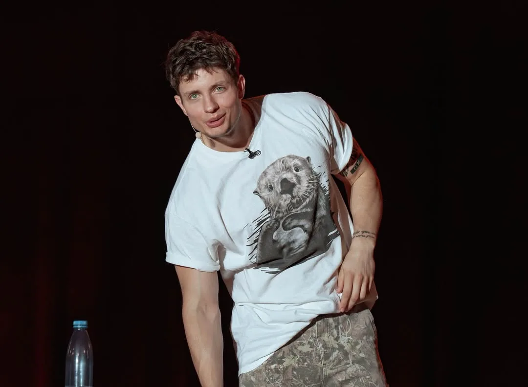 Pelawak, Matt Riffe Jadi Penjaga Sah Patung 'Berhantu', Annabelle 23 Pelawak, Matt Riffe Jadi Penjaga Sah Patung ‘Berhantu’, Annabelle