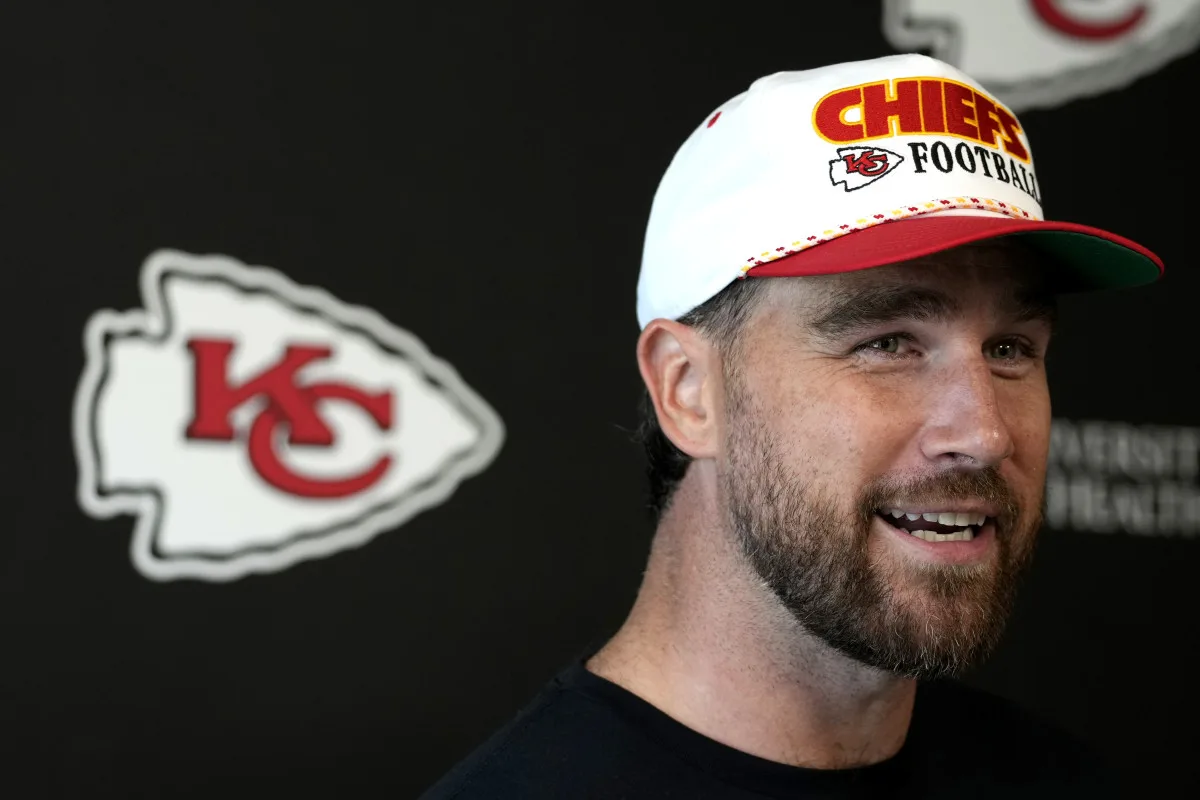 Kenali Travis Kelce, Bintang NFL Serta Usahawan Berjaya Tambat Hati Taylor Swift