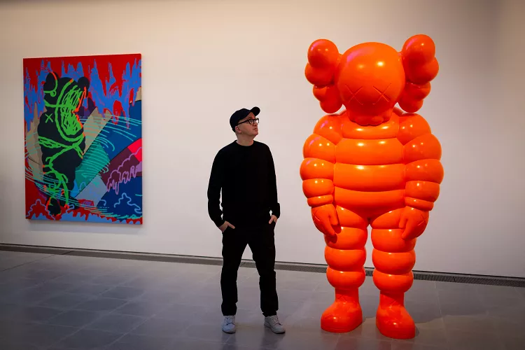 KAWS Dilantik Sebagai Artist In Residence Pertama UNIQLO