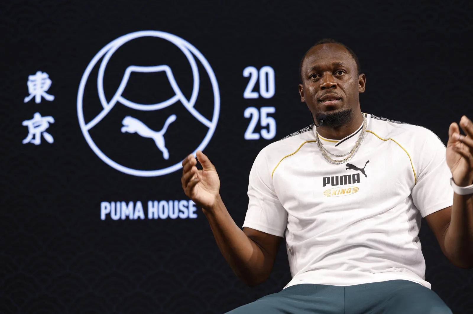 Usain Bolt, Bekas Raja Pecut Dunia Kini Semput Naik Tangga