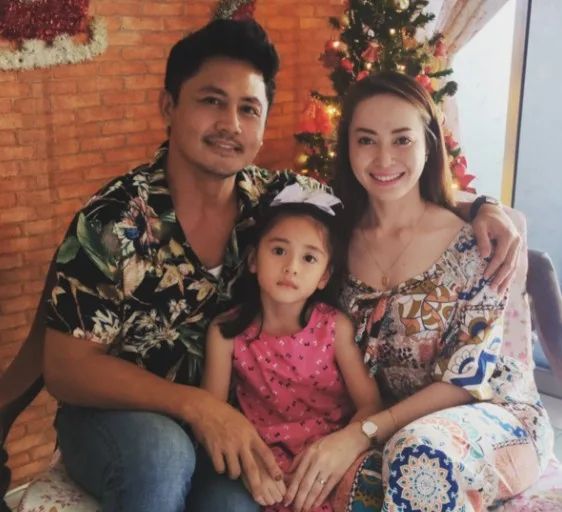 Jadi ‘House Husband’ Uruskan Anak, Zach X-Factor Tak Peduli Pandangan Orang