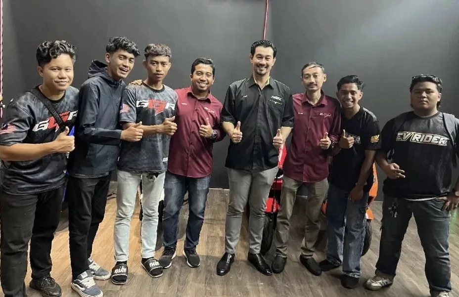 Farid Kamil Buka Kedai Motor Elektrik, Bawa Revolusi Mobiliti Hijau