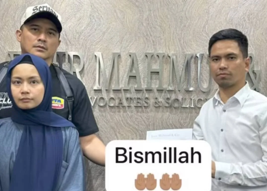 “Daddy Will Defend You Gus Till I Die”, Aaron Aziz Tampil Pertahankan Keluarga