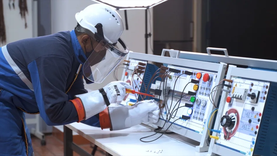 BMW NextGT, Inisiatif Hebat BMW Group Malaysia & STDC Lahirk​an Juruteknik EV Generasi Baharu