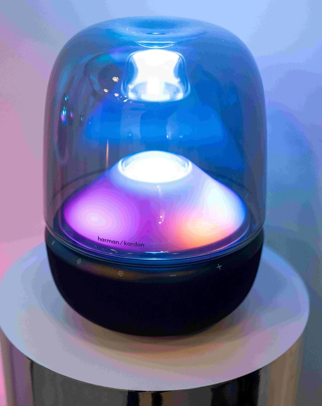 Harman Kardon SoundSticks 5 & Aura Studio 5, Seni Bunyi Premium Dengan Sentuhan Emosi