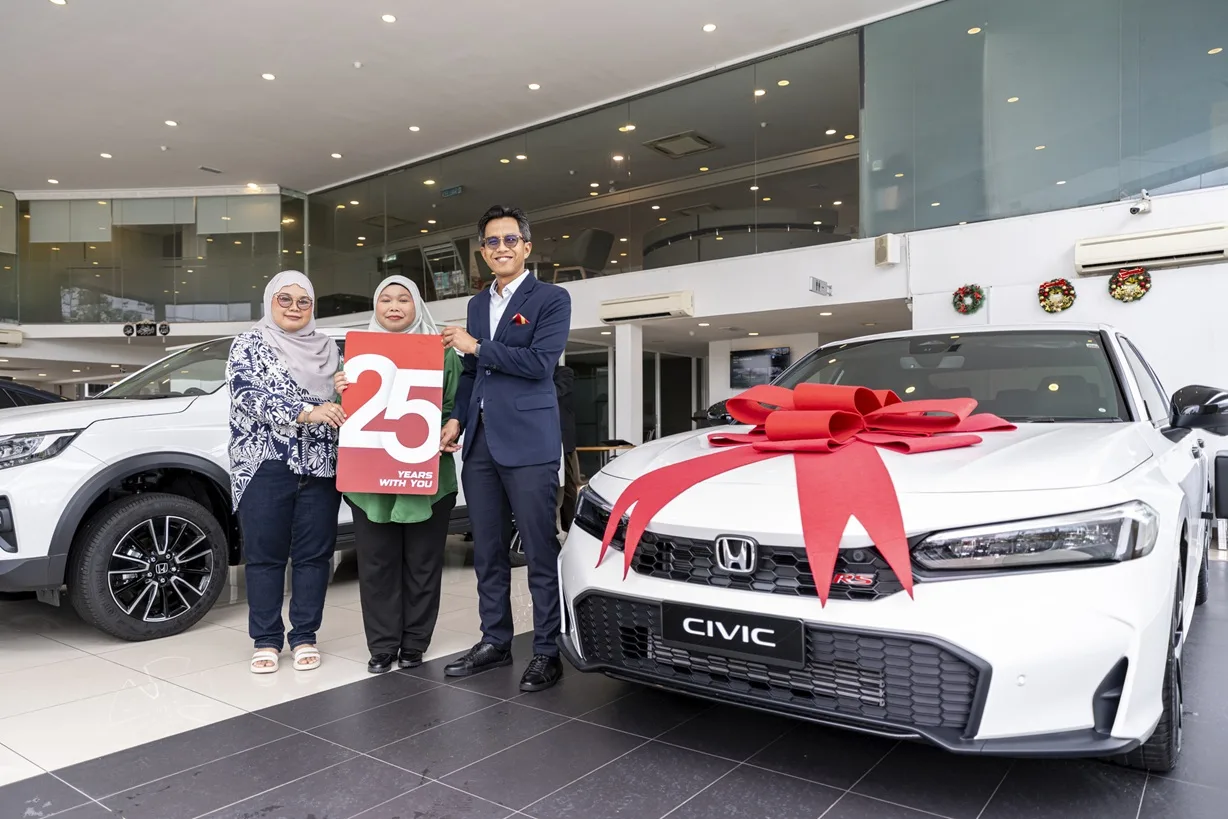 Honda Malaysia Raikan Pemenang November Kempen “Because of You” dengan Honda Civic & CR-V Baharu 6 Honda Malaysia Raikan Pemenang November Kempen “Because of You” dengan Honda Civic & CR-V Baharu