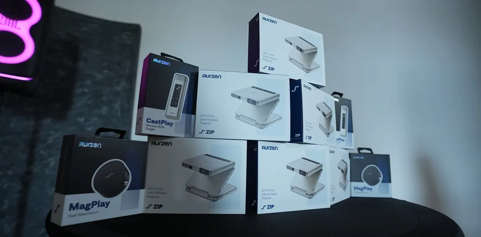 Aurzen ZIP, Projektor Tri Fold Pertama Dunia Mampu Ubah Cara Menonton Hiburan