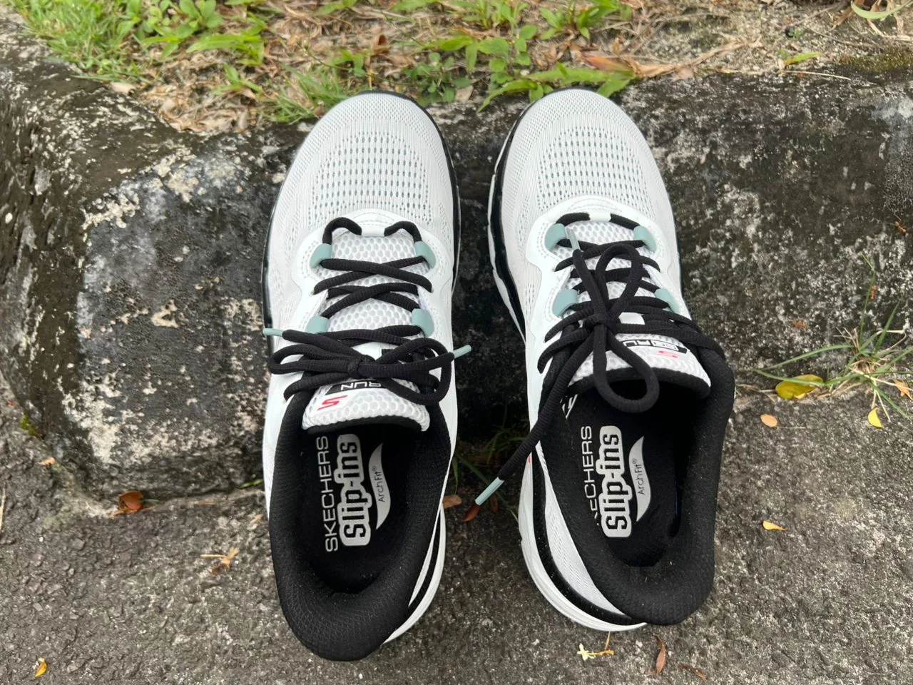Skechers Slip-ins GO RUN Arch Fit 2.0, Kasut Harian & Larian Selesa Penuh Sokongan Klinikal [REVIEW]