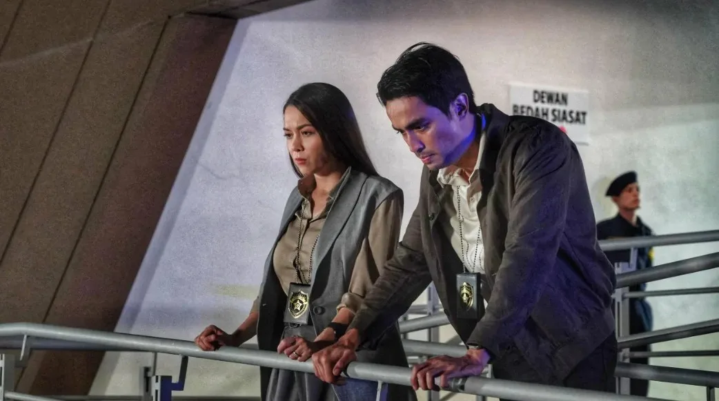 Satu Wajah Dua Identiti, Promosi Astro Originals, Bad Cop ‘Mind Game’ Untuk Penonton