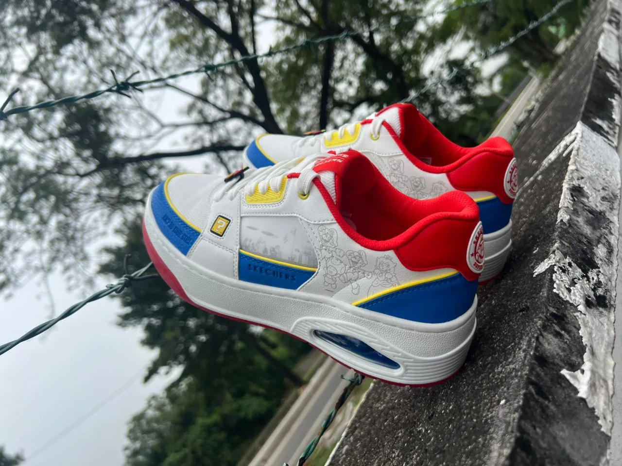 Skechers x Nintendo Super Mario UNO Court, Sneakers Nostalgia Game Legenda [REVIEW]