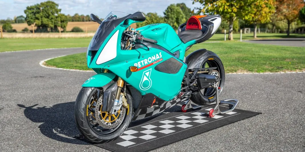 Alif Satar Teruja Miliki 'Unicorn' Superbike Rare, Petronas FP1 3 Alif Satar Teruja Miliki ‘Unicorn’ Superbike Rare, Petronas FP1
