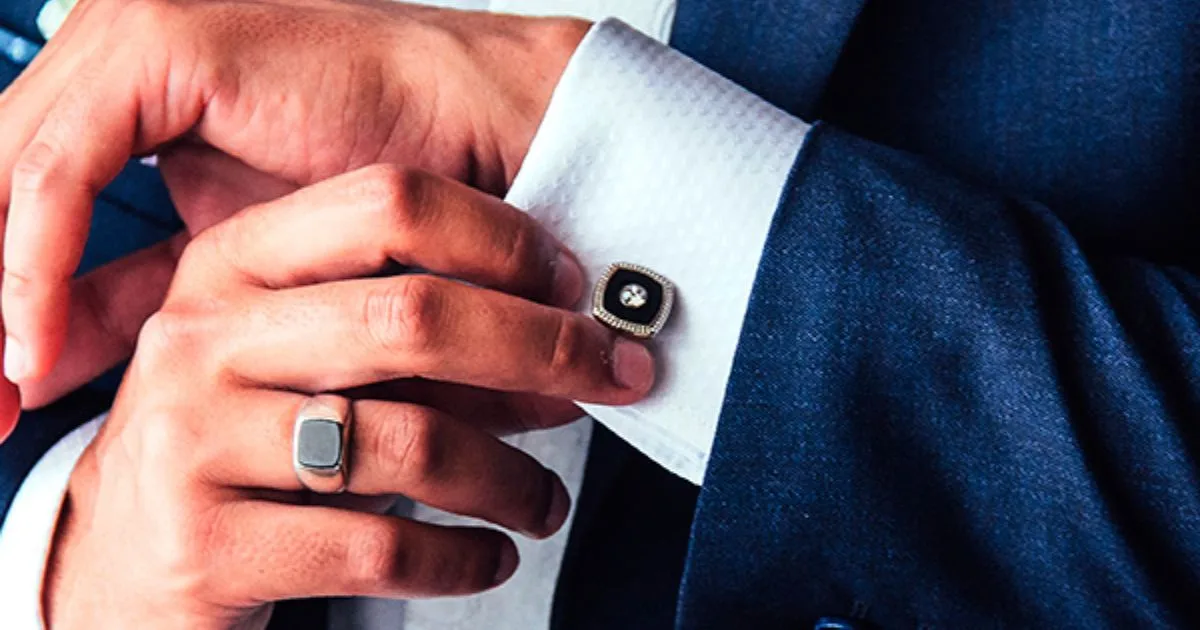 Hukum Lelaki Memakai Gelang, Haram Walaupun Bukan Emas! 8 Hukum Lelaki Memakai Gelang, Haram Walaupun Bukan Emas!