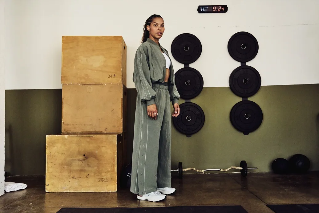 Lewis Hamilton Wajah Koleksi Train Winter 2025 lululemon, Fokus Prestasi dan Mindset