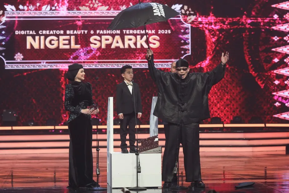 Magis Astro Sebagai Home Of Live Berkilau Di GMWA2025, Saat Alpha, Dayang Nurfaizah Dan Hael Husaini Menyulam Malam Prestij Dengan Aura Re-Culture