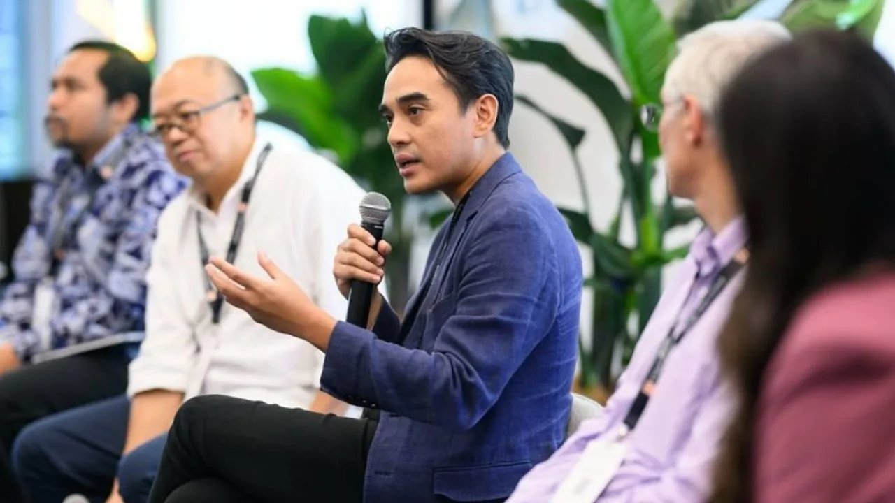 Ashwad Ismail Umum Pengunduran Sebagai Ketua Pengarang Astro AWANI Selepas Hampir Dua Dekad