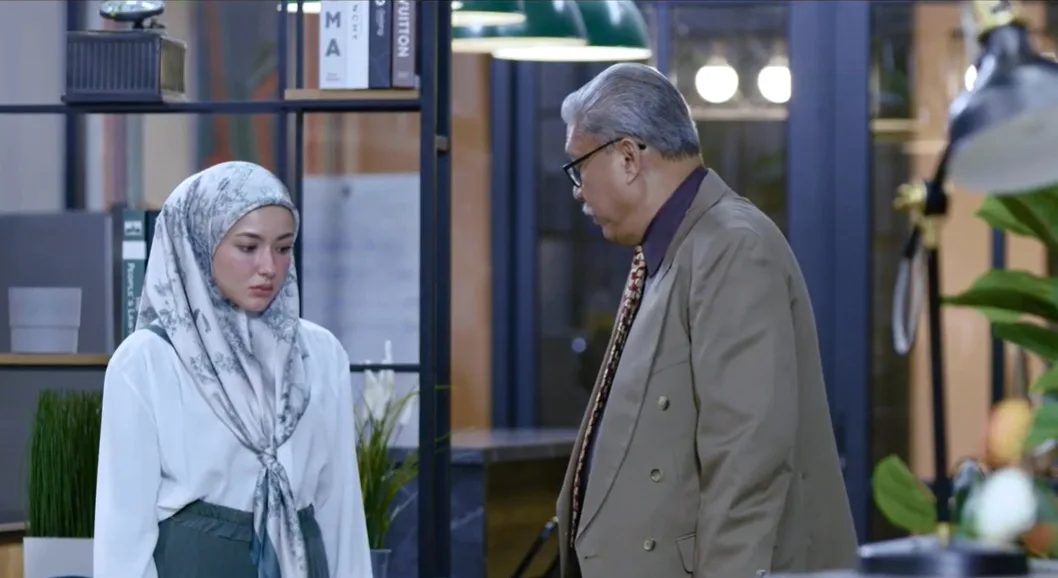 Lelaki Melawan Takdir, Wanita Bangkit Demi Maruah, ‘Andai Itu Takdirnya 2’ Mahakarya Siti Rosmizah Kini Di Astro One! 10 Lelaki Melawan Takdir, Wanita Bangkit Demi Maruah, ‘Andai Itu Takdirnya 2’ Mahakarya Siti Rosmizah Kini Di Astro One!