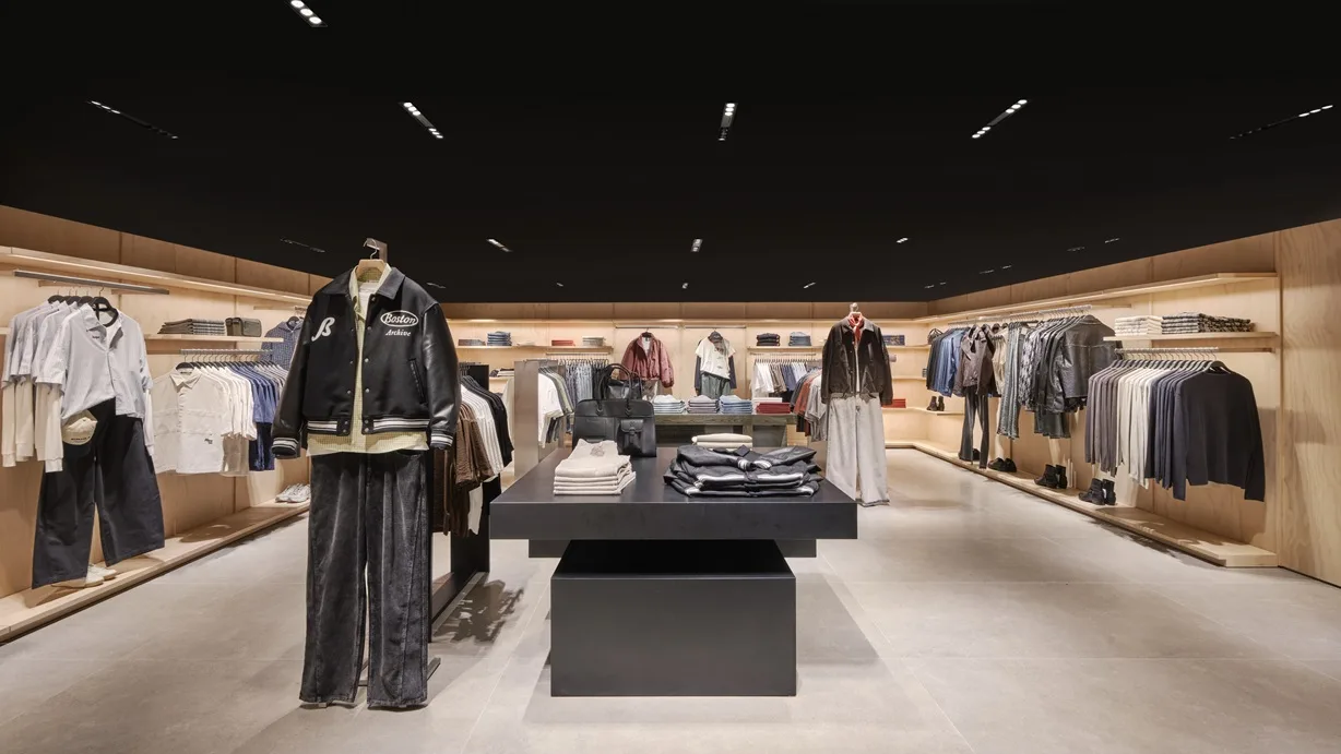 Zara Tampilkan Semula Stor Flagship Suria KLCC Dengan Konsep Premium