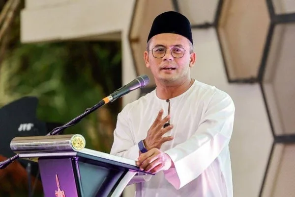 Kerajaan Selangor Bakal Laksana WFH, Langkah Awal Tangani Kesan Krisis Tenaga Global 3 Kerajaan Selangor Bakal Laksana WFH, Langkah Awal Tangani Kesan Krisis Tenaga Global