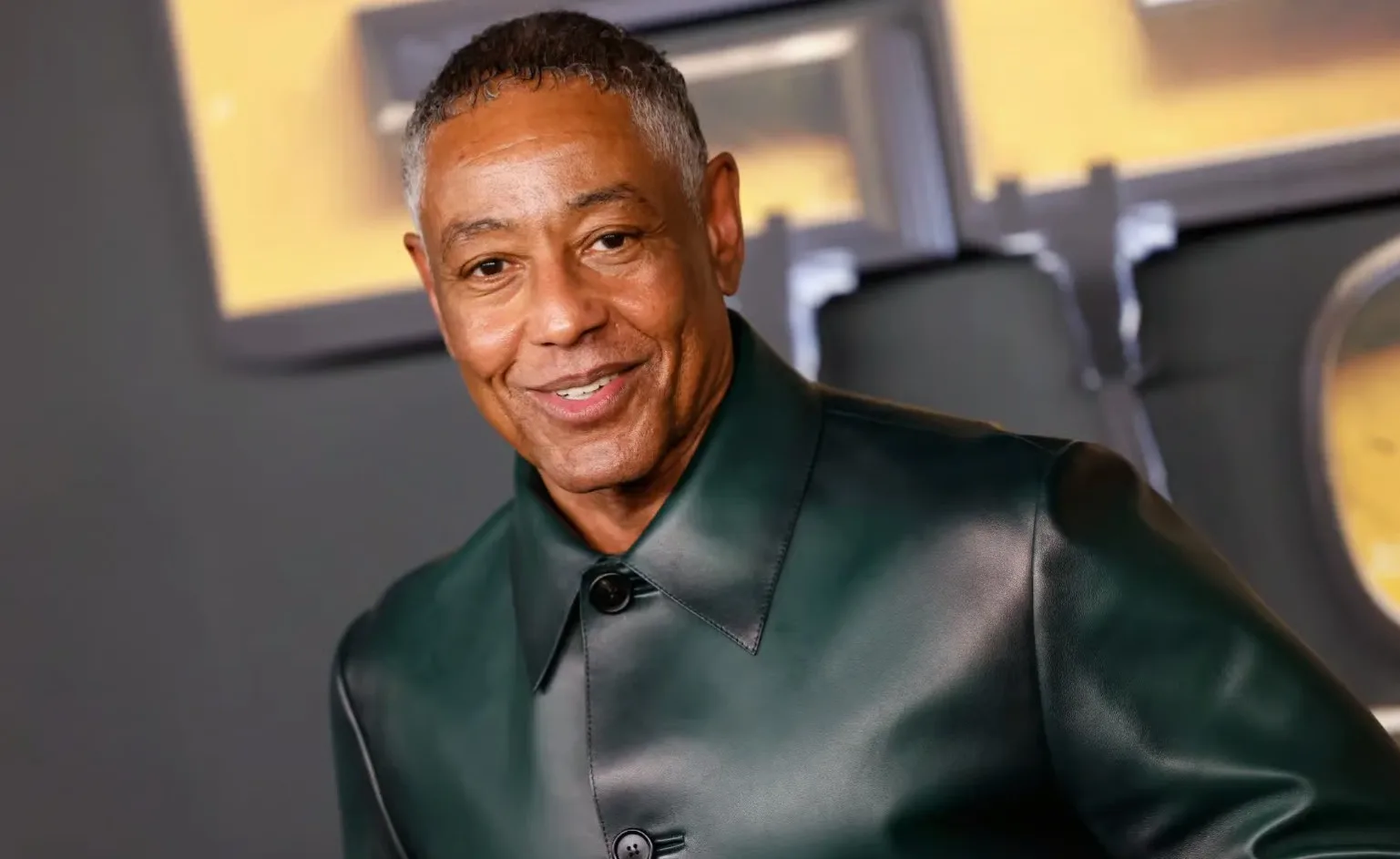 Pelakon ‘Breaking Bad’ Giancarlo Esposito Memeluk Islam Ketika Penggambaran Di Arab Saudi