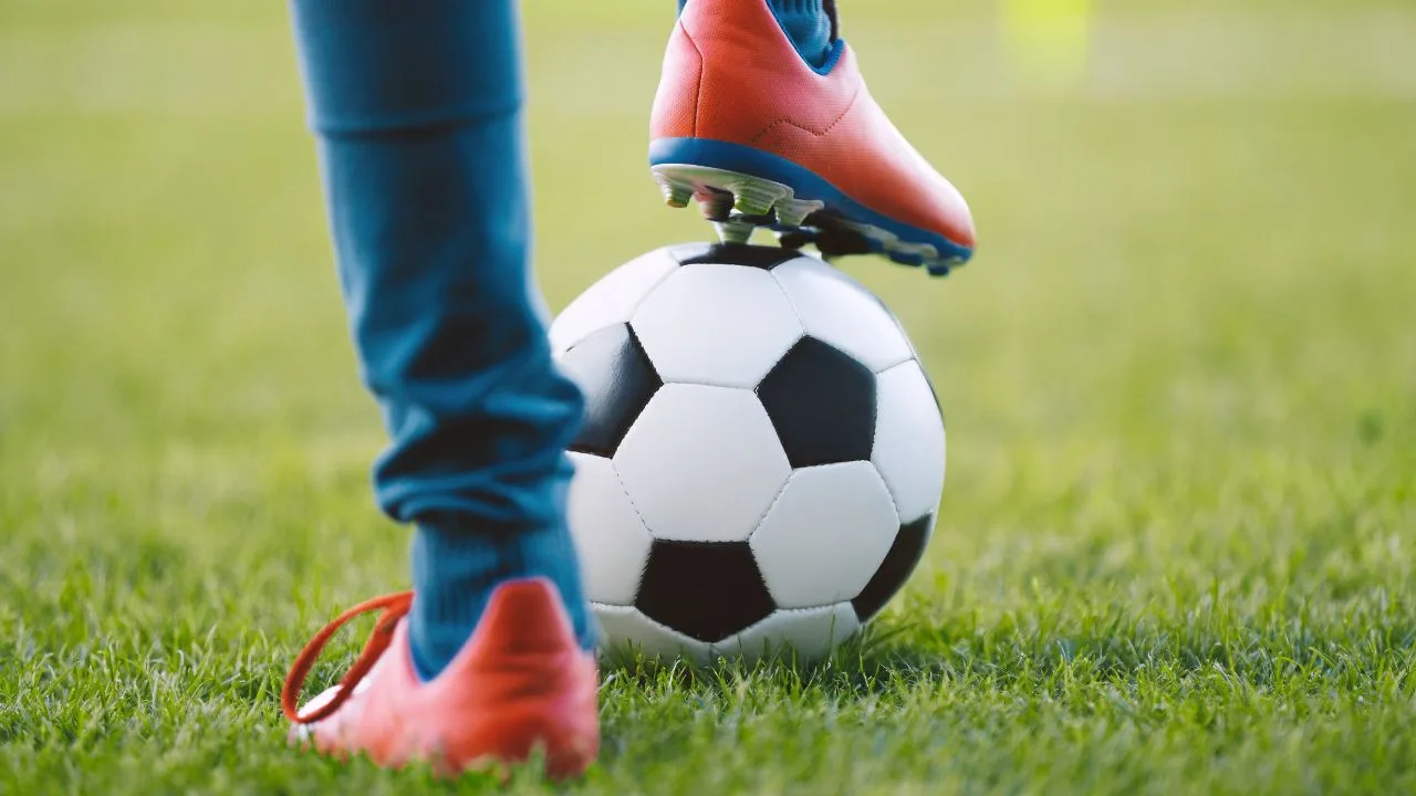 Kecederaan Hamstring Boleh Jejaskan Prestasi Atlet, Jangan Anggap Sekadar ‘Tarik Otot’ 9 Kecederaan Hamstring Boleh Jejaskan Prestasi Atlet, Jangan Anggap Sekadar ‘Tarik Otot’