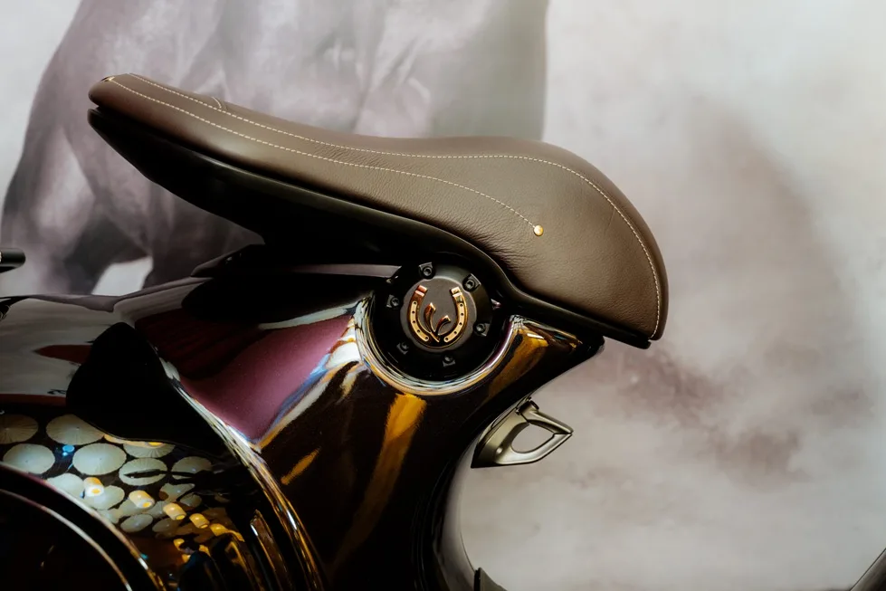 Vespa 946 Horse Dilancarkan Di Malaysia, Model Edisi Khas Lunar Collection 15 Vespa 946 Horse Dilancarkan Di Malaysia, Model Edisi Khas Lunar Collection