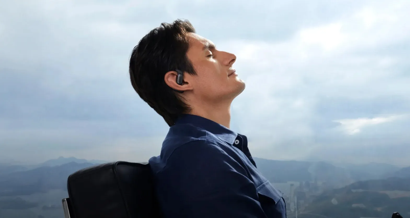 Shokz OpenFit Pro, Earbud 'Noise Reduction' Terbaik Buat Pelari & Pengamal Gaya Hidup Aktif 8 Shokz OpenFit Pro, Earbud ‘Noise Reduction’ Terbaik Buat Pelari & Pengamal Gaya Hidup Aktif