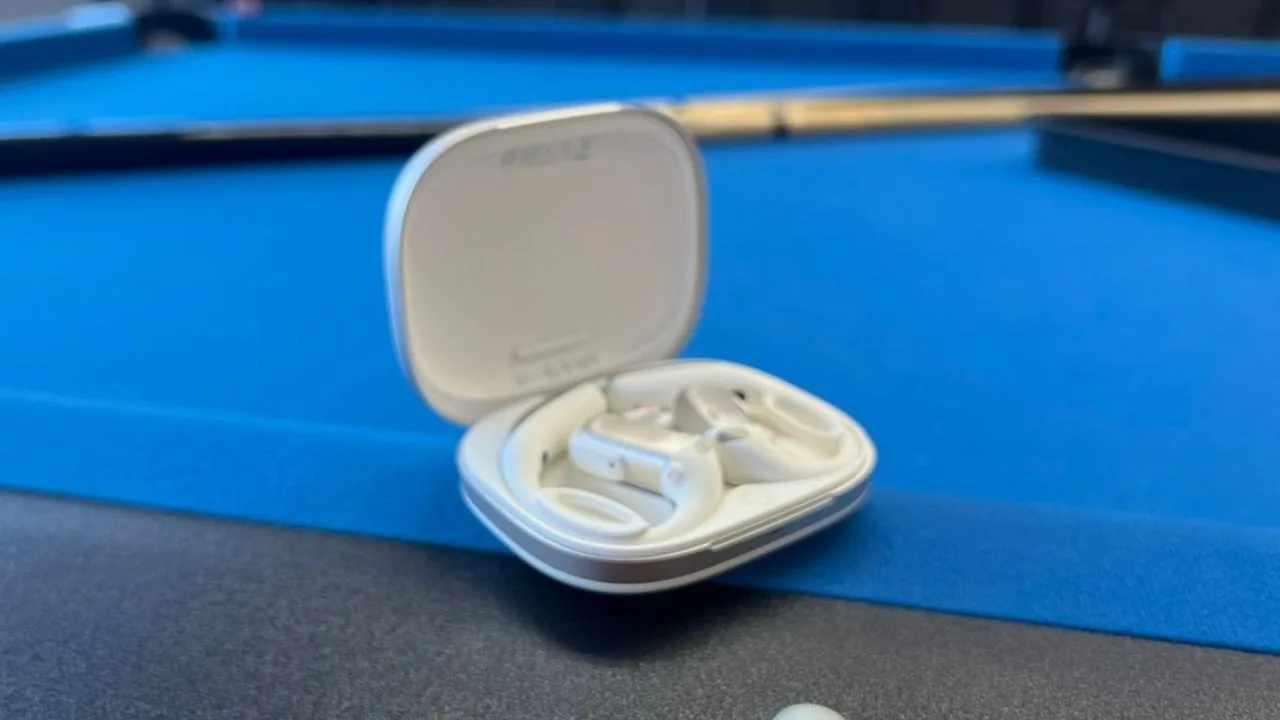 Shokz OpenFit Pro, Earbud 'Noise Reduction' Terbaik Buat Pelari & Pengamal Gaya Hidup Aktif 11 Shokz OpenFit Pro, Earbud ‘Noise Reduction’ Terbaik Buat Pelari & Pengamal Gaya Hidup Aktif