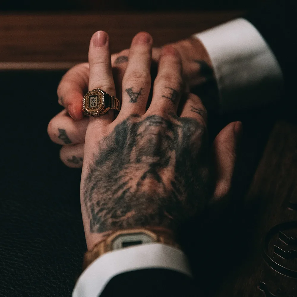 CASIO Lancar Jam Cincin Edisi Terhad Kolaborasi Bersama J Balvin