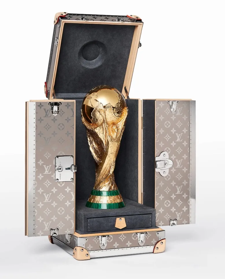 Louis Vuitton Hasilkan Trofi Trunk Ikonik FIFA World Cup 2026 Untuk Pentas Final 5 Louis Vuitton Hasilkan Trofi Trunk Ikonik FIFA World Cup 2026 Untuk Pentas Final