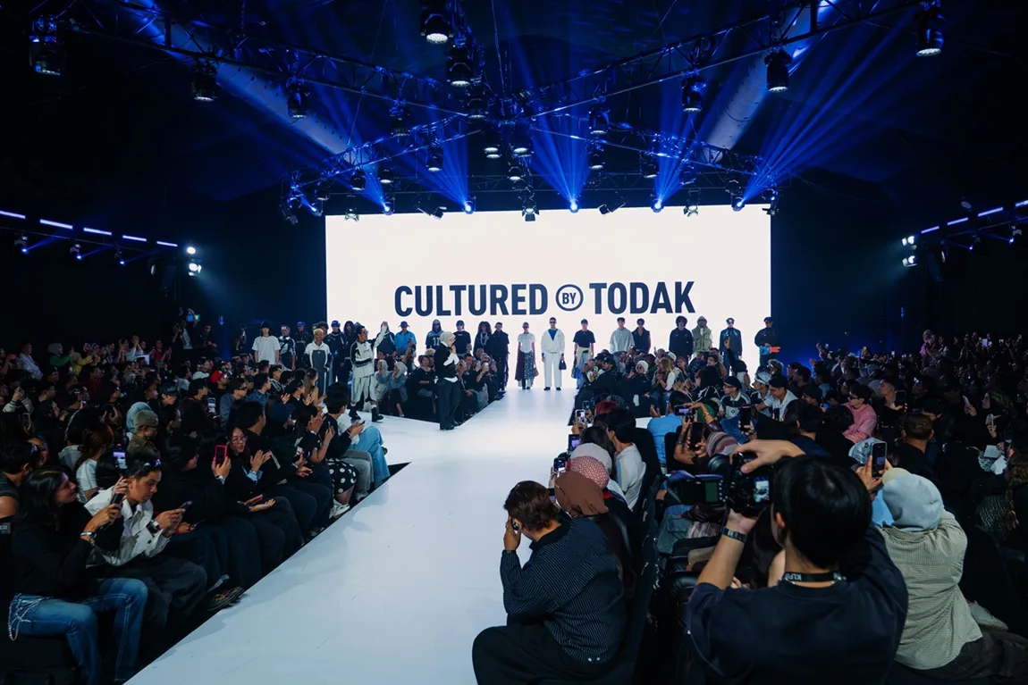 Dari Esports Ke KLFW, CULTURED by TODAK Mahu Buktikan 'Gaming Culture' Mampu Berdiri Dalam Dunia Fesyen Premium 19 Dari Esports Ke KLFW, CULTURED by TODAK Mahu Buktikan 'Gaming Culture' Mampu Berdiri Dalam Dunia Fesyen Premium