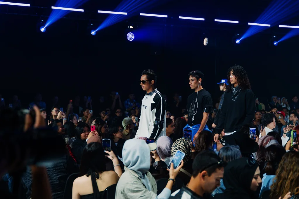 Dari Esports Ke KLFW, CULTURED by TODAK Mahu Buktikan 'Gaming Culture' Mampu Berdiri Dalam Dunia Fesyen Premium 16 Dari Esports Ke KLFW, CULTURED by TODAK Mahu Buktikan 'Gaming Culture' Mampu Berdiri Dalam Dunia Fesyen Premium