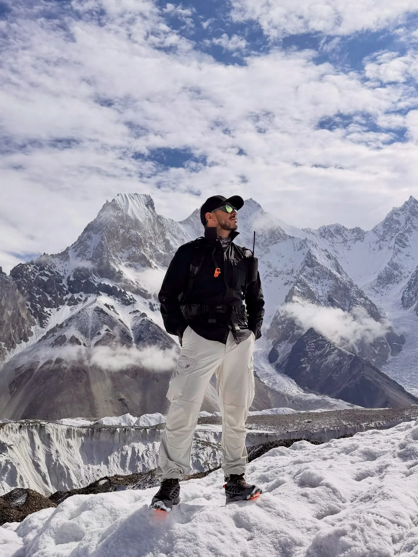 Nirmal Purja, Legenda Yang Menawan Puncak dan Menyelamatkan Nyawa