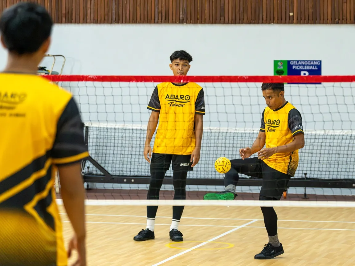 ABARO Lancar Kasut Sepak Takraw, Perkasa Persiapan Skuad Selangor Ke SUKMA 2026 9 ABARO Lancar Kasut Sepak Takraw, Perkasa Persiapan Skuad Selangor Ke SUKMA 2026