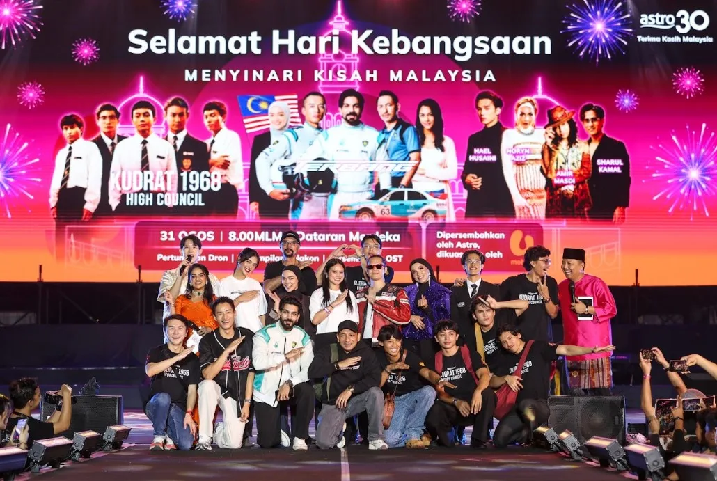 ‘Light Up Astro’ Nyalakan Dataran Merdeka, Raikan 30 Tahun Astro & Semangat Malaysia! 2 ‘Light Up Astro’ Nyalakan Dataran Merdeka, Raikan 30 Tahun Astro & Semangat Malaysia!