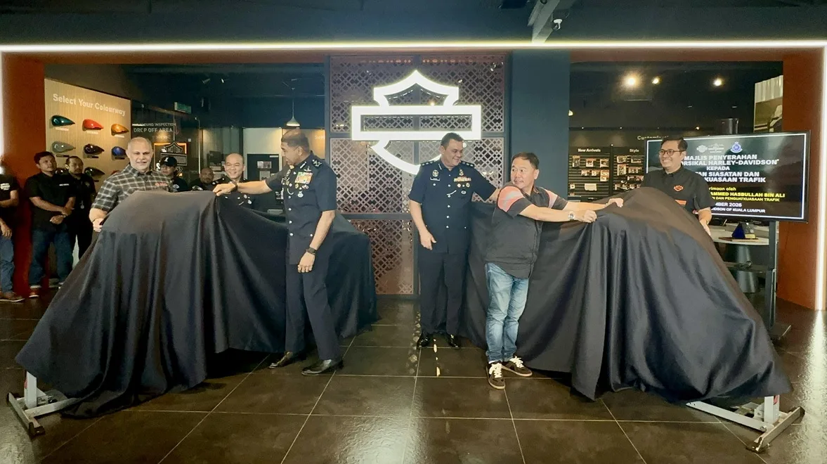 PDRM Uji Tiga Model Harley-Davidson Untuk Tugas Pengiring & Operasi Trafik 2 PDRM Uji Tiga Model Harley-Davidson Untuk Tugas Pengiring & Operasi Trafik