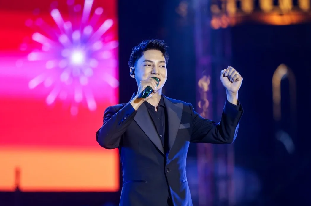‘Light Up Astro’ Nyalakan Dataran Merdeka, Raikan 30 Tahun Astro & Semangat Malaysia! 9 ‘Light Up Astro’ Nyalakan Dataran Merdeka, Raikan 30 Tahun Astro & Semangat Malaysia!