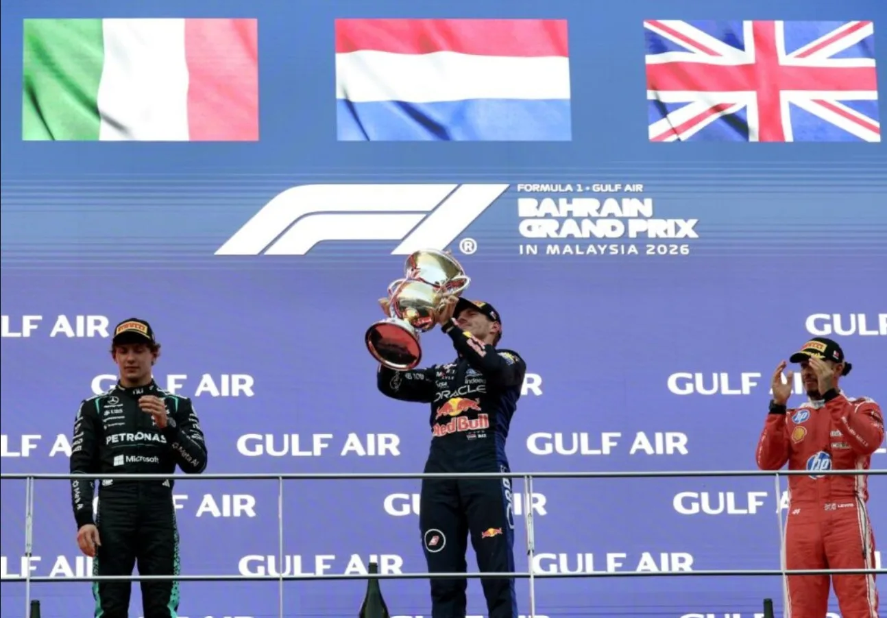 STING Hidupkan Kemeriahan F1 Di Sepang, Lebih 100,000 Peminat Raikan Bahrain Grand Prix 2026 3 STING Hidupkan Kemeriahan F1 Di Sepang, Lebih 100,000 Peminat Raikan Bahrain Grand Prix 2026