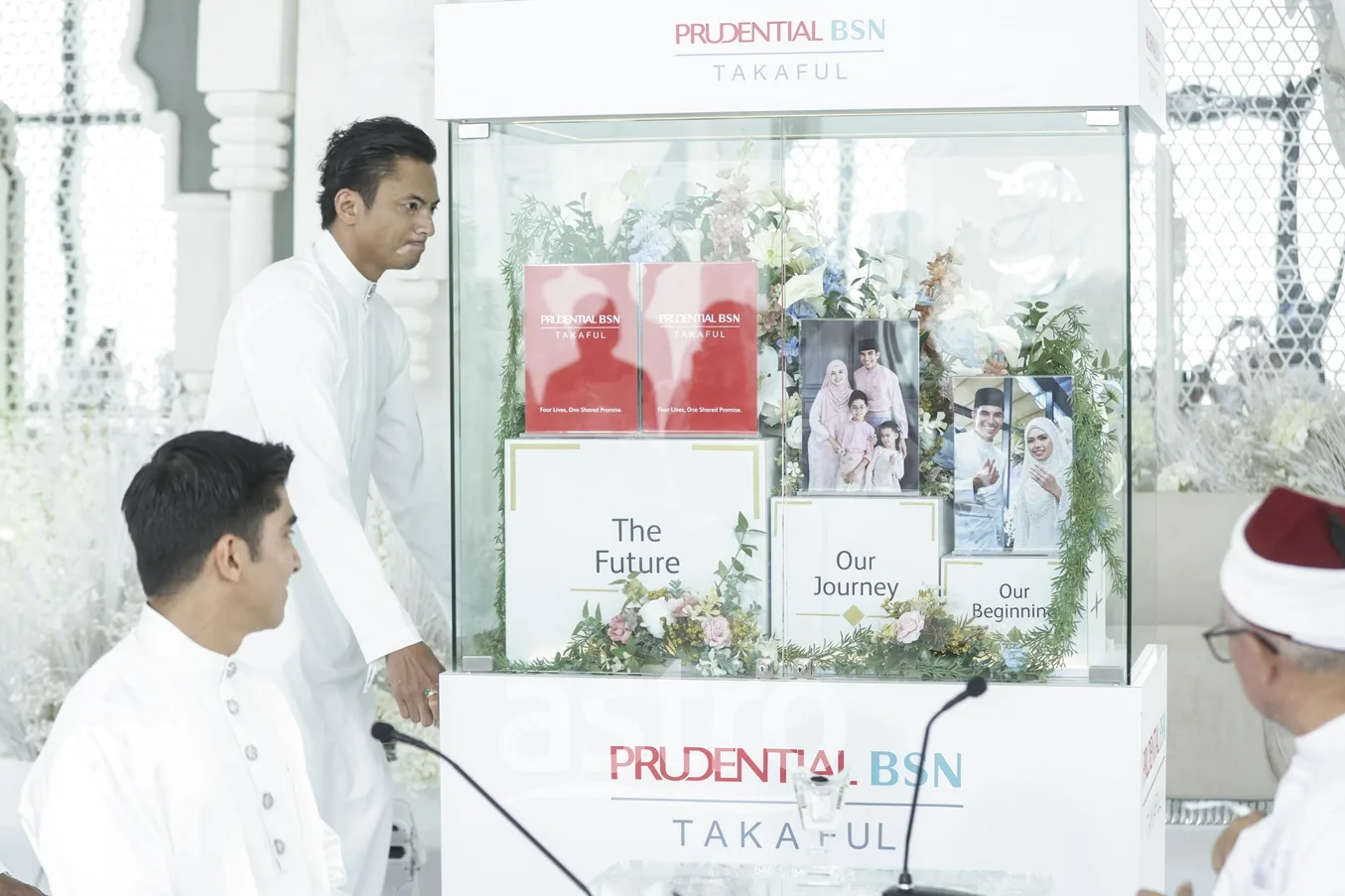 Sekali Lafaz, Bella Astillah & Syed Saddiq Sah Bergelar Suami Isteri Di Merdeka 118 5 Sekali Lafaz, Bella Astillah & Syed Saddiq Sah Bergelar Suami Isteri Di Merdeka 118